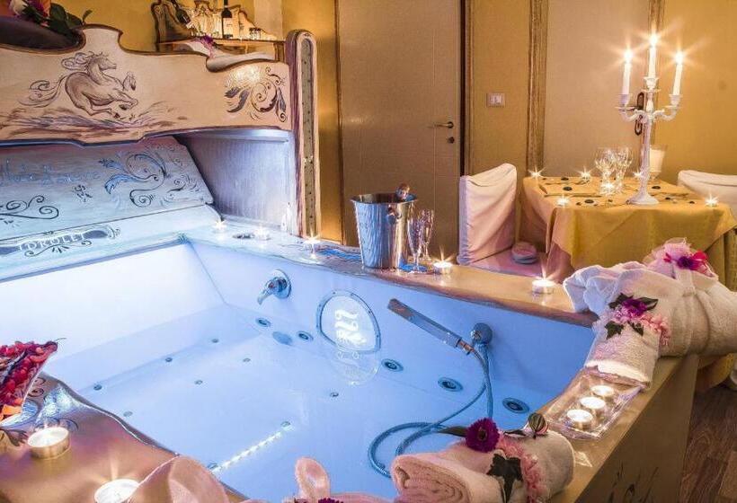 酒店 Agriturismo La Camporena