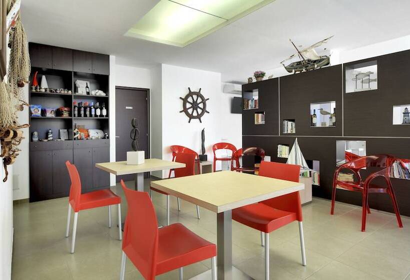 ホテル Blu Modicamare