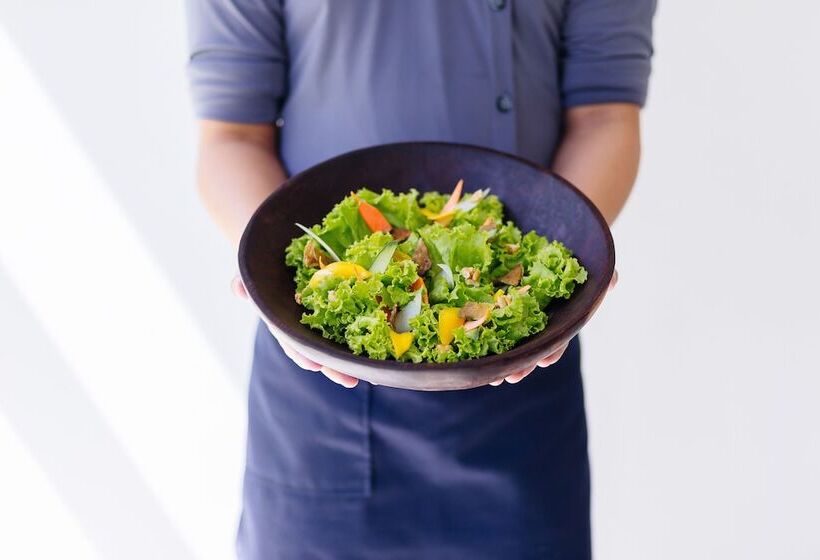 هتل Canvas Boutique