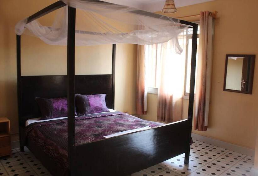 Cool Breeze Hotel Jinja