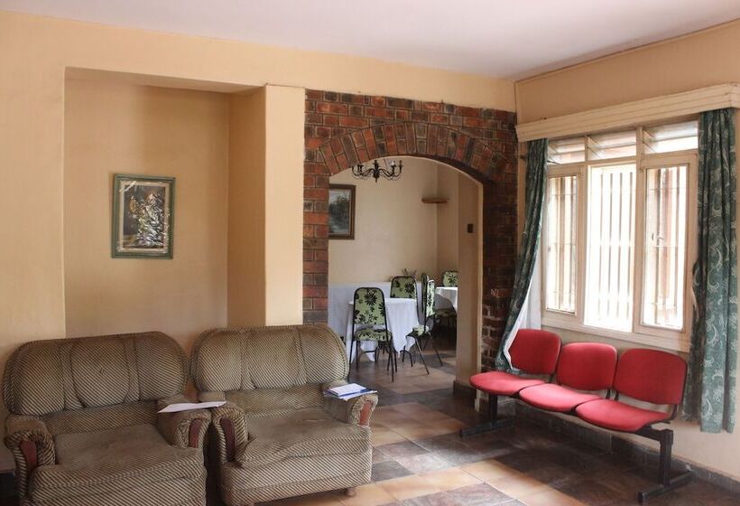 Cool Breeze Hotel Jinja