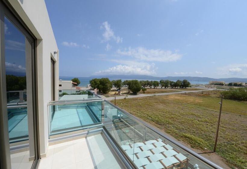 فندق Crystal Bay