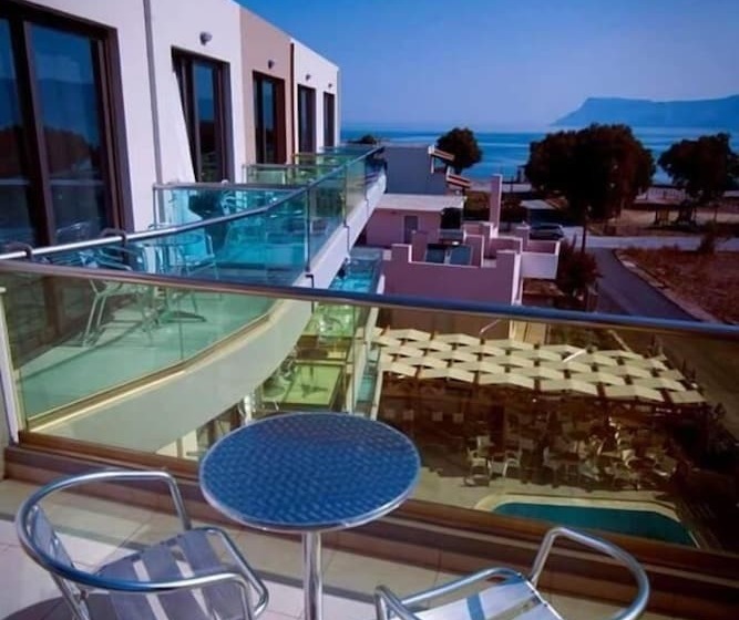 فندق Crystal Bay