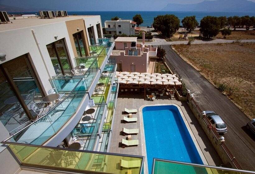 בית מלון כפרי Crystal Bay