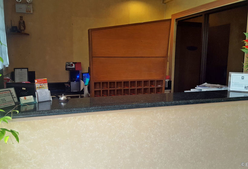 هتل Dumaguete Royal Suite Inn