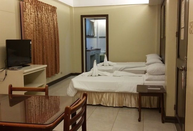 هتل Dumaguete Royal Suite Inn