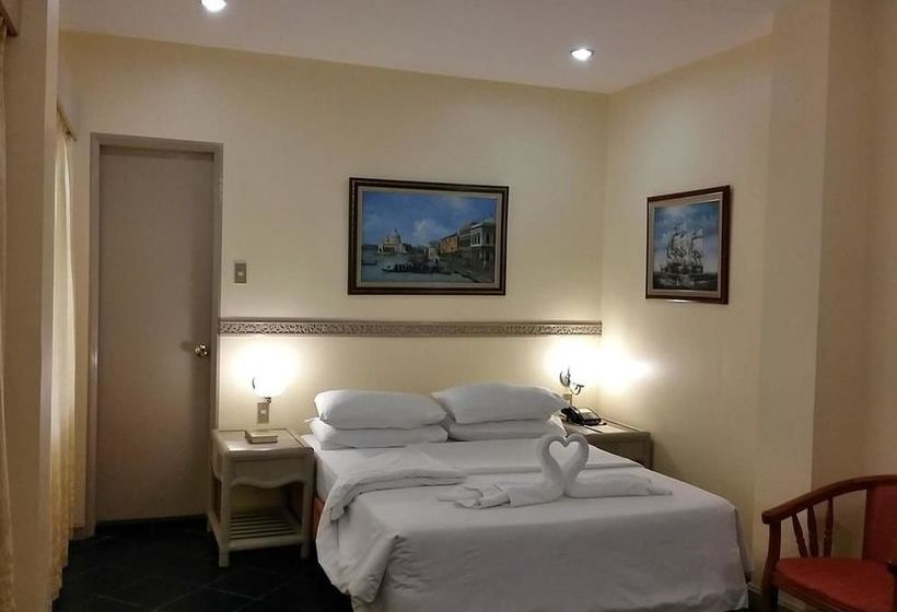 هتل Dumaguete Royal Suite Inn