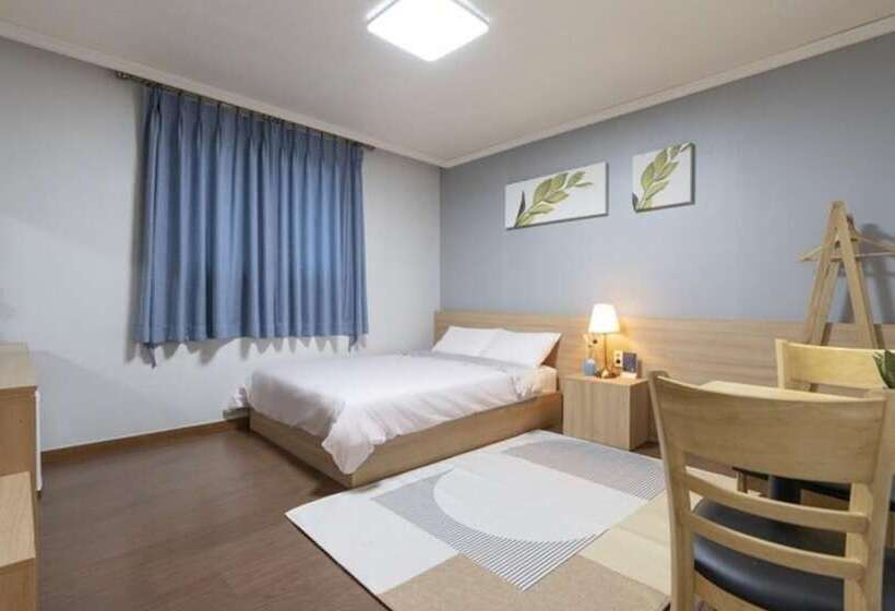 ホテル Jeju Ellui