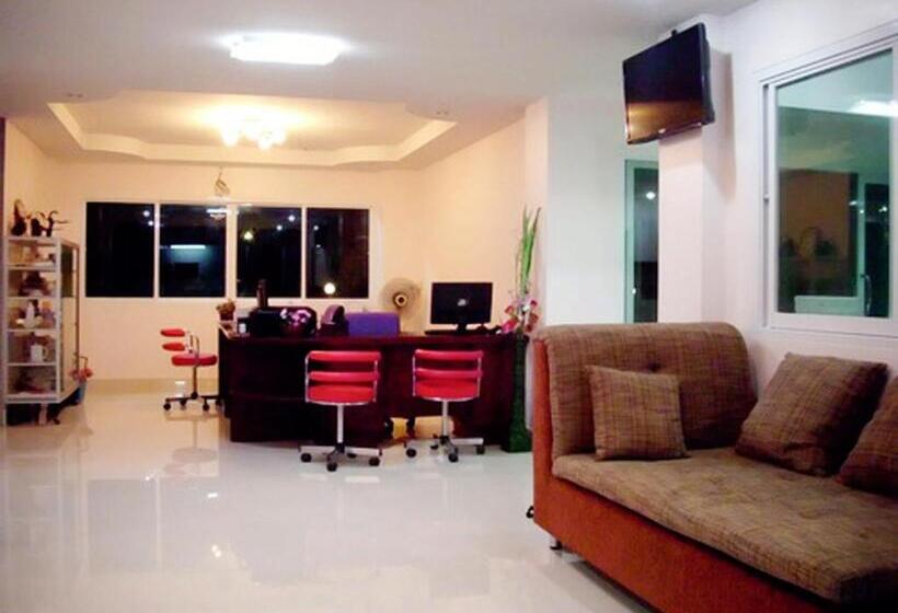 Отель Euro Boutique