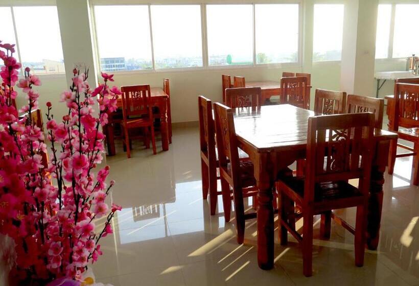 Отель Euro Boutique