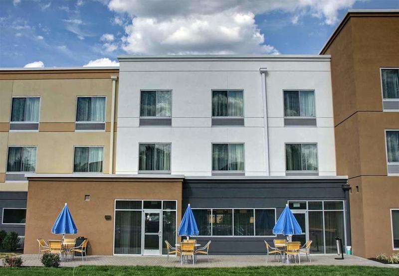 فندق Fairfield Inn & Suites By Marriott Reading Wyomissing