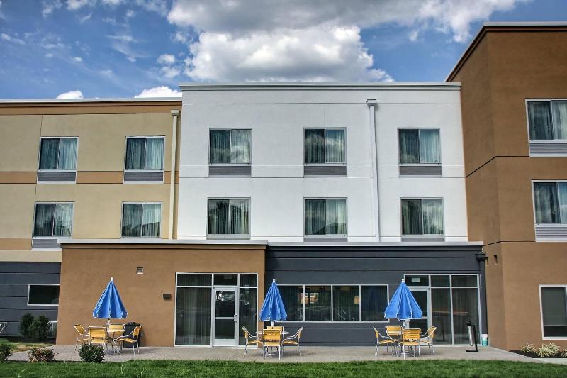 فندق Fairfield Inn & Suites By Marriott Reading Wyomissing