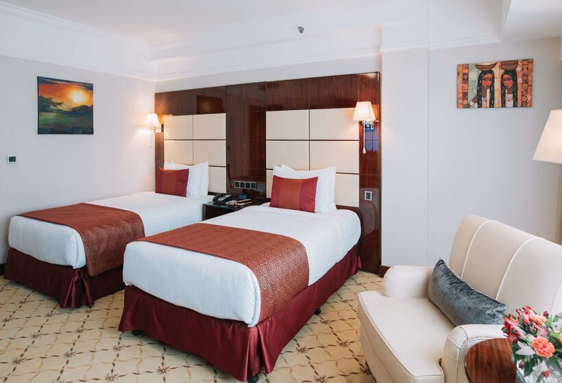 Отель Golden Tulip Addis Ababa