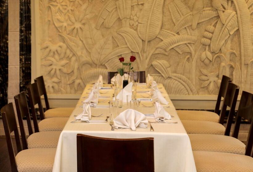 Отель Golden Tulip Addis Ababa