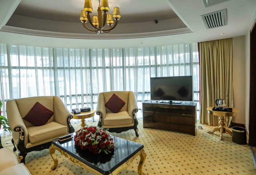 Отель Golden Tulip Addis Ababa