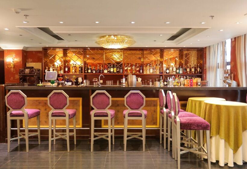 Отель Golden Tulip Addis Ababa