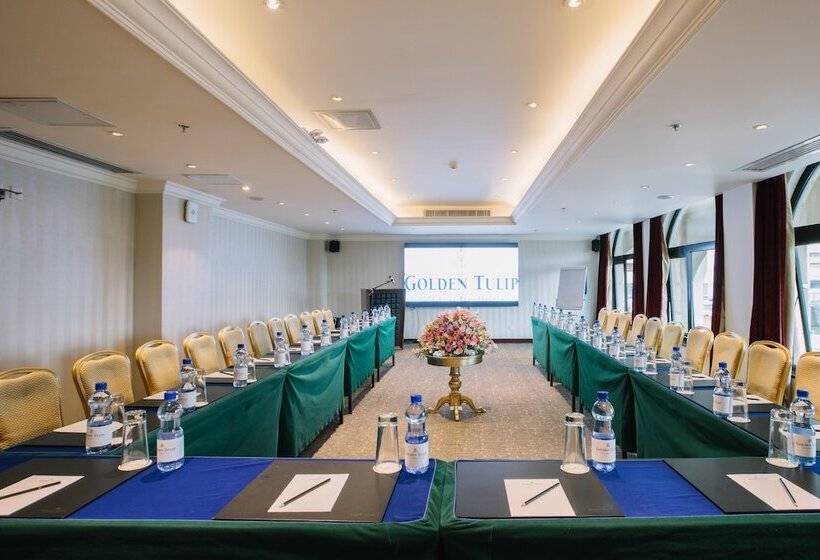 Отель Golden Tulip Addis Ababa