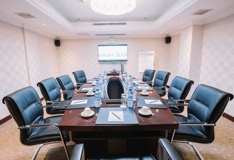 Отель Golden Tulip Addis Ababa