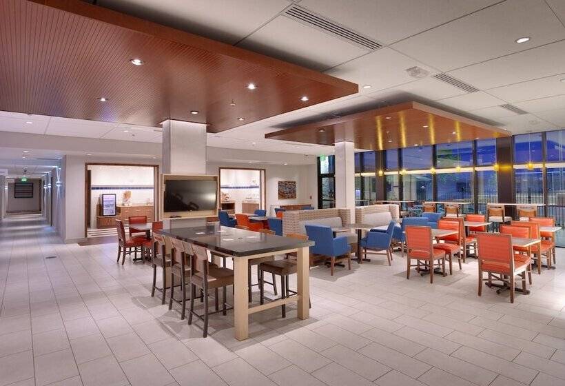 فندق Holiday Inn Express & Suites Phoenix West   Buckeye, An Ihg
