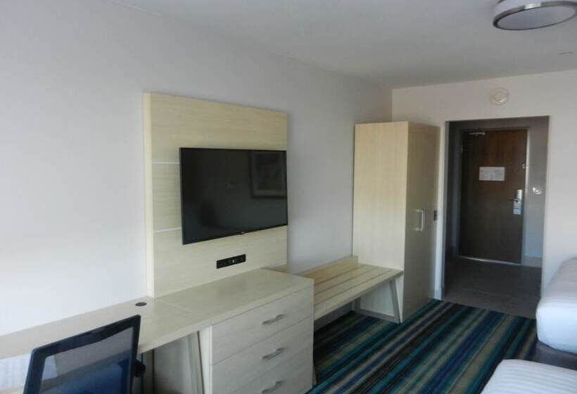 فندق Holiday Inn Express & Suites Phoenix West   Buckeye, An Ihg