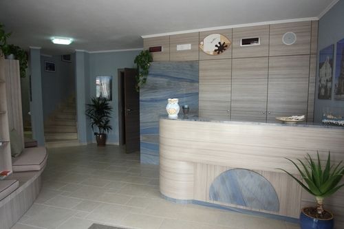 酒店 La Maison Rouge Resort