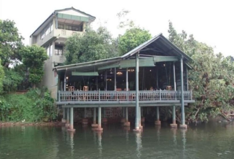 酒店 Maduganga Villa Amazing Island Resort