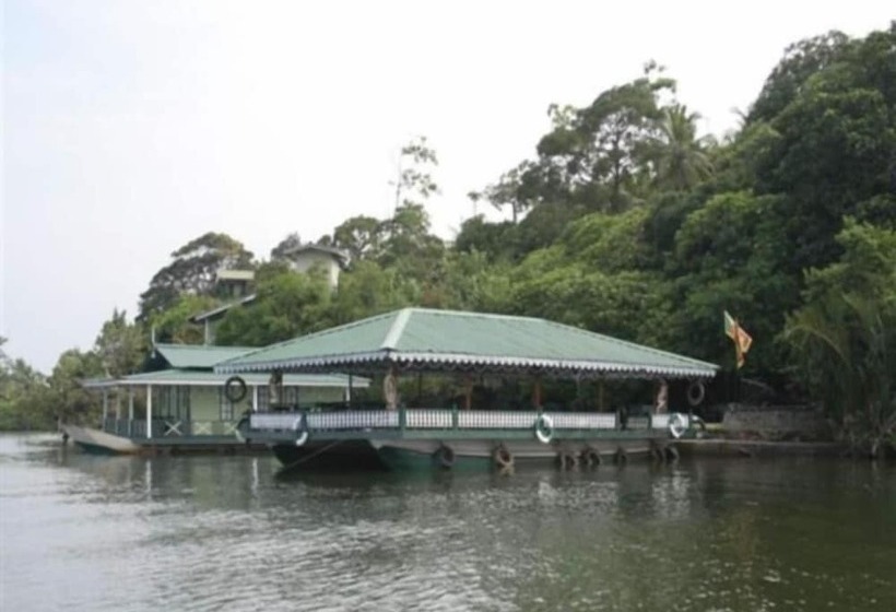 酒店 Maduganga Villa Amazing Island Resort