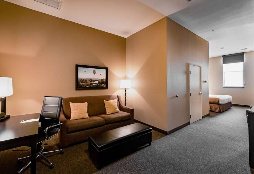 Отель Maison Yakima Tapestry Collection By Hilton