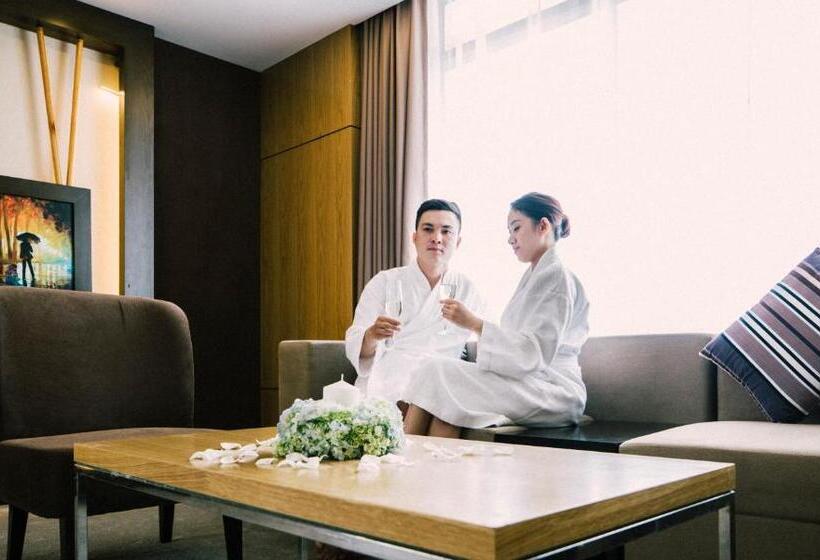 هتل Muong Thanh Luxury Nhat Le