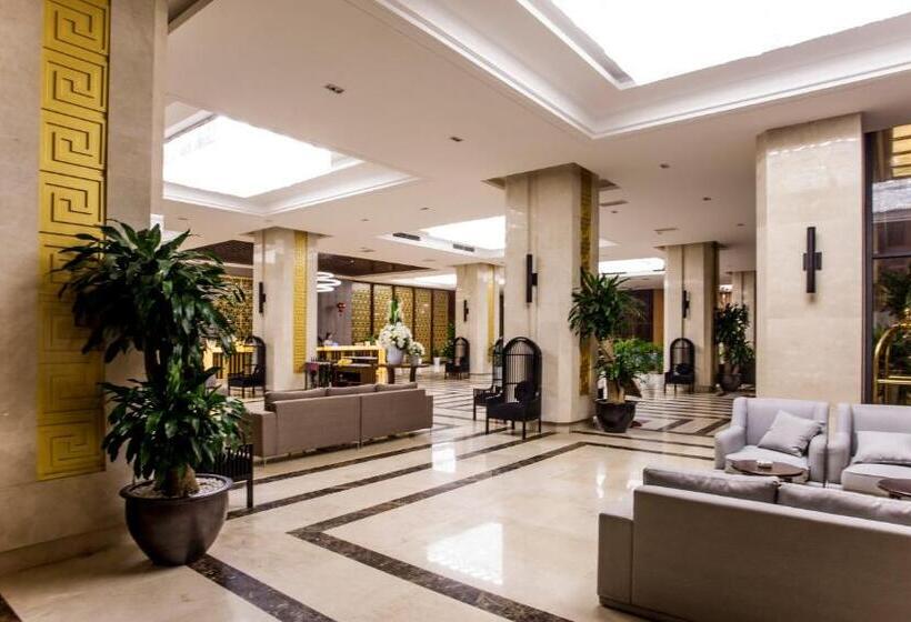 هتل Muong Thanh Luxury Nhat Le