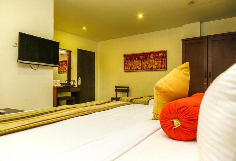 בית מלון כפרי Oak Ray City