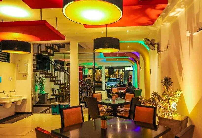 בית מלון כפרי Oak Ray City