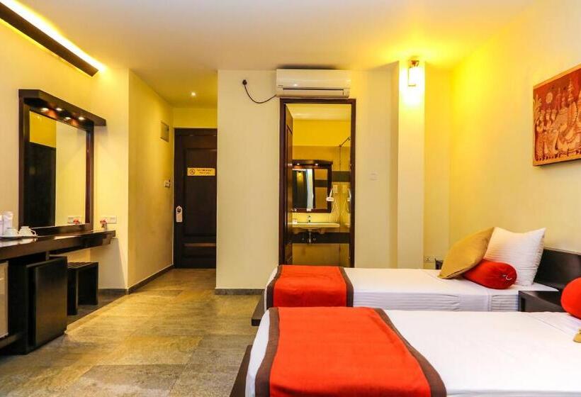 בית מלון כפרי Oak Ray City