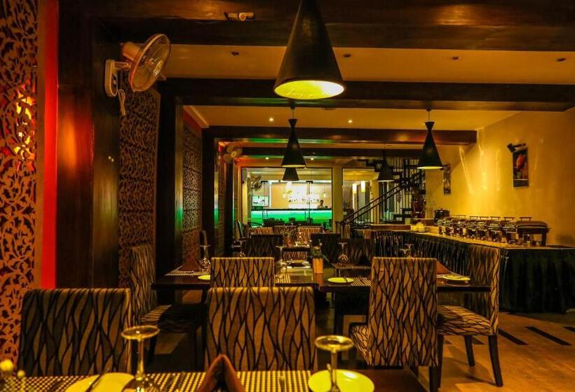 בית מלון כפרי Oak Ray City