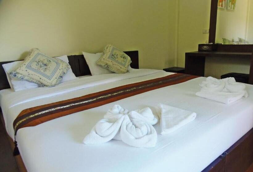 호텔 Pai My Guest Resort   Sha Plus