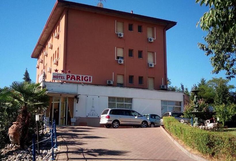 فندق Parigi