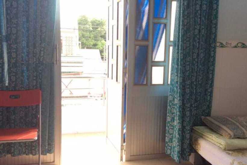 Отель Phuong Hang Guesthouse