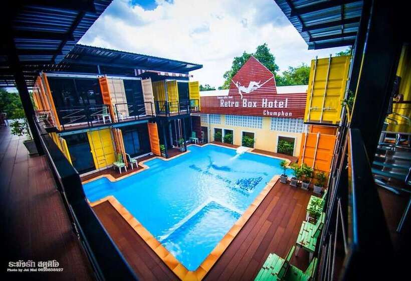 Retro Box Hotel Chumphon