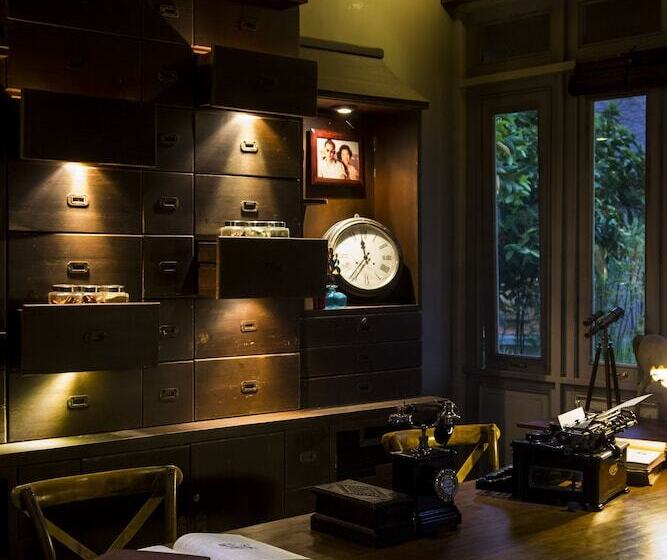 Отель Reverie Siam