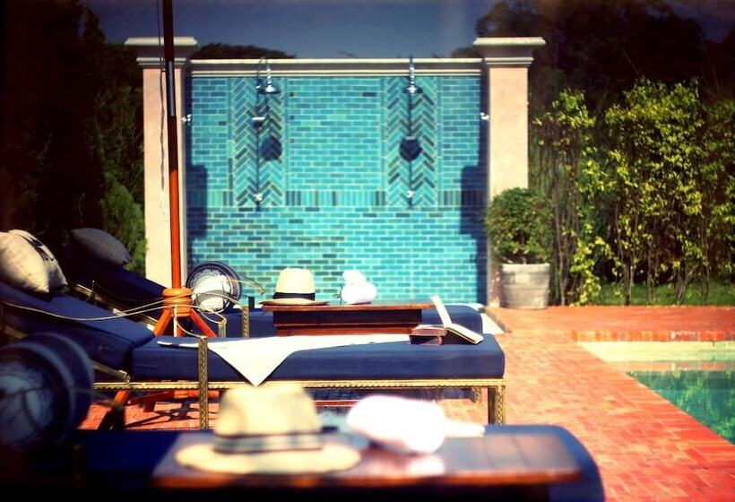 Отель Reverie Siam