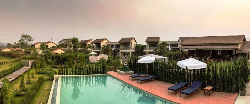 Отель Reverie Siam