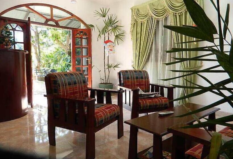 酒店 Seyara Holiday Resort