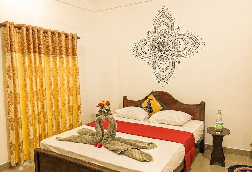 酒店 Sigiriya Rock Gate Tree House