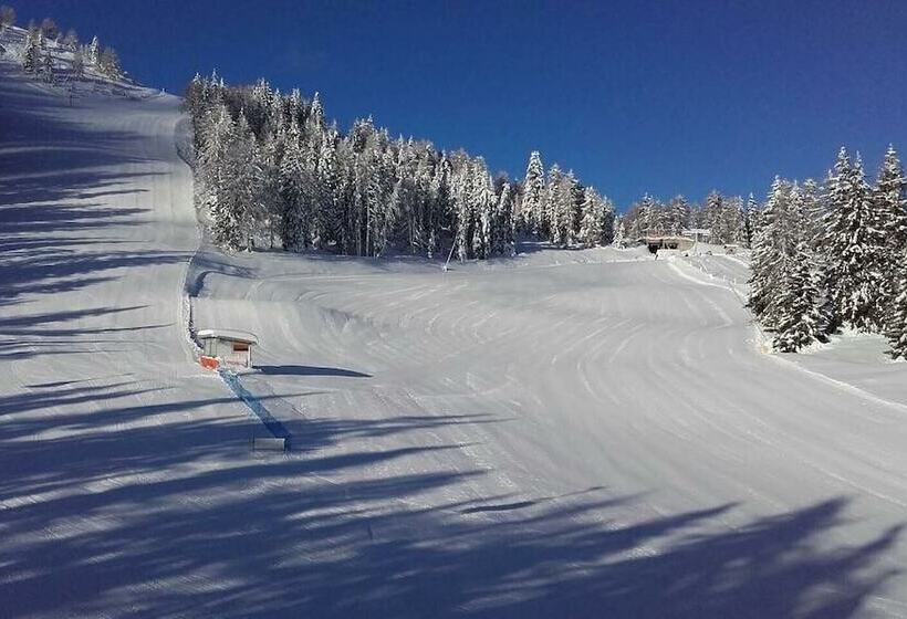 בית מלון כפרי Vecchia America