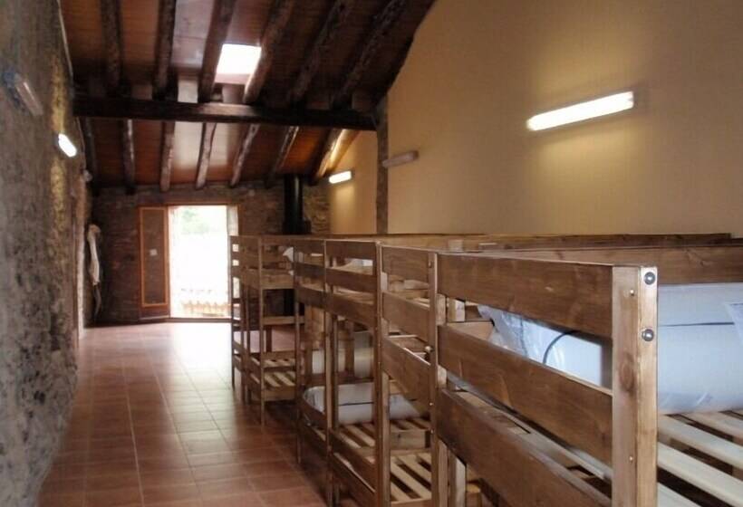 בית מלון כפרי Hostel Lakeside