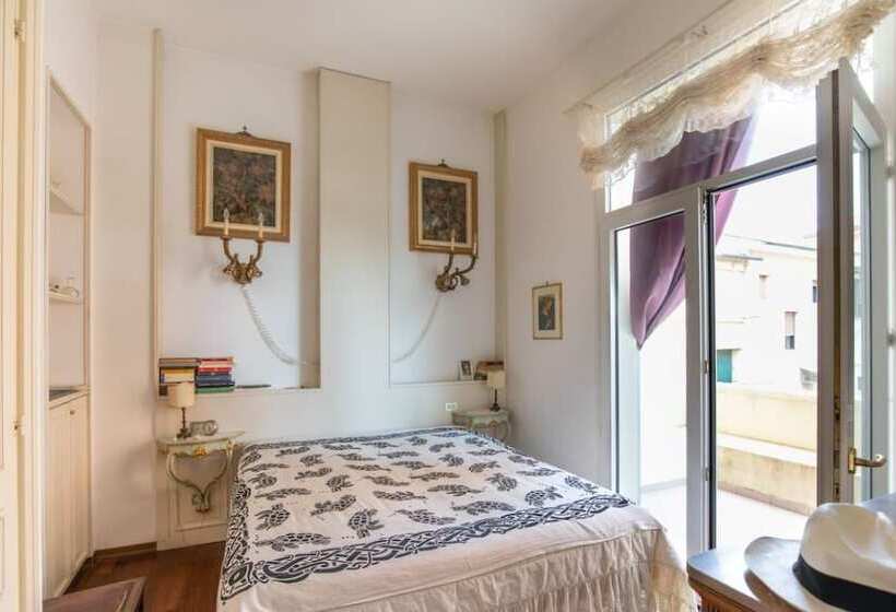 Lido Beach Apartment