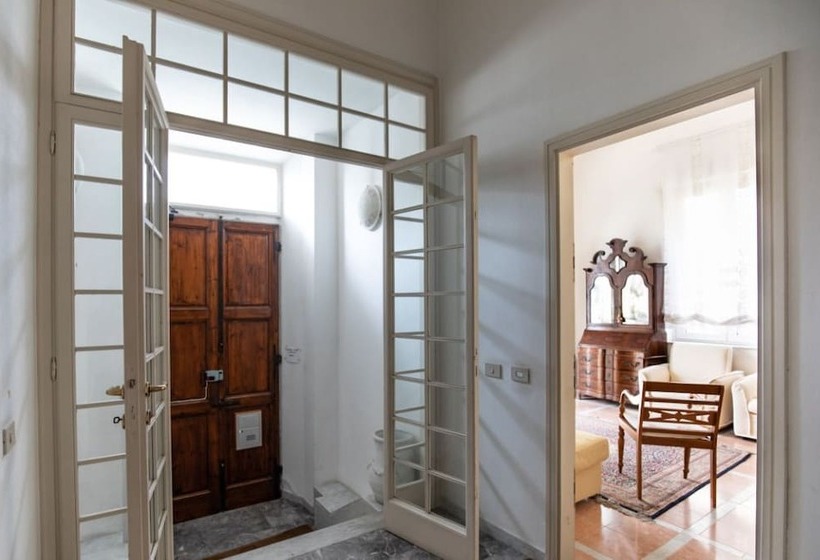 Lido Beach Apartment