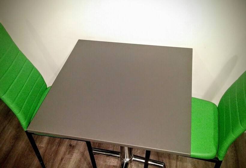 מוטל Jewel City Inn