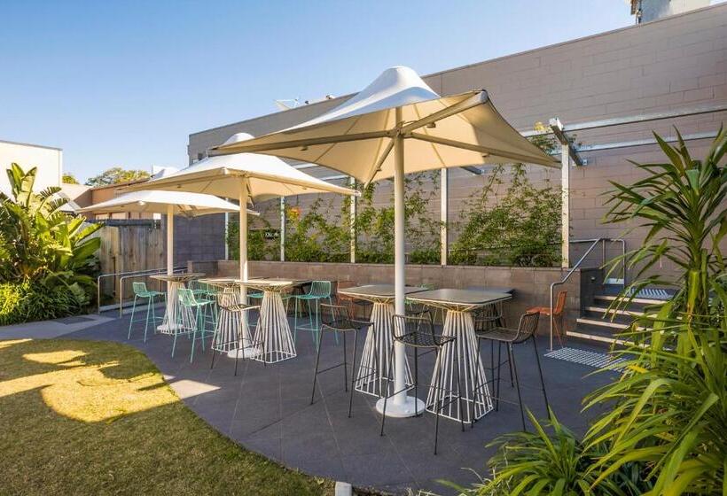 汽车旅馆 Nightcap At Golden Beach Tavern