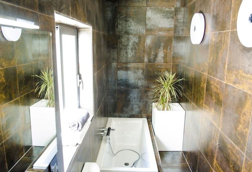 Paramount Bay Penthouse